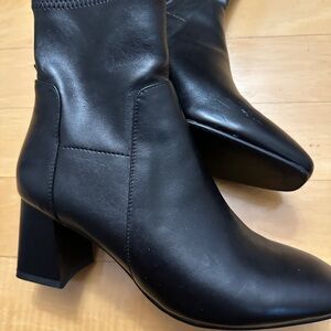 Elegant Black Women's Ankle Boots